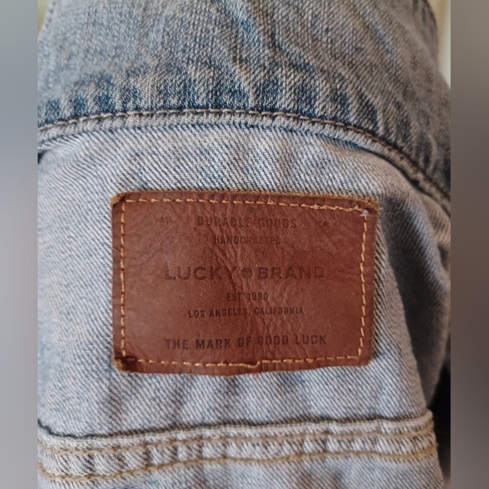 Lucky Brand Tomboy Trucker Blue Denim Jean Jacket - Picture 14 of 16